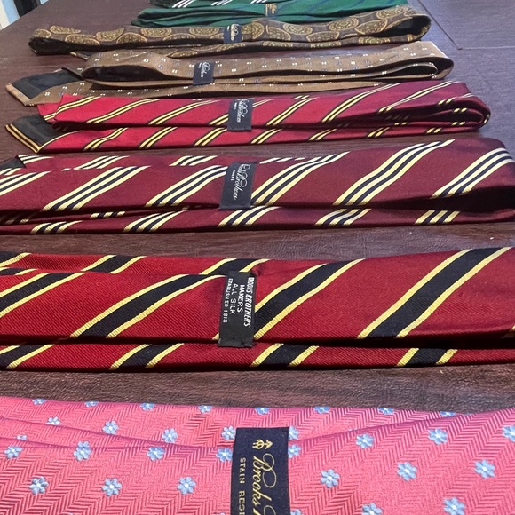 (10) Vintage Brooks Brothers Ties - Picture 2 of 8